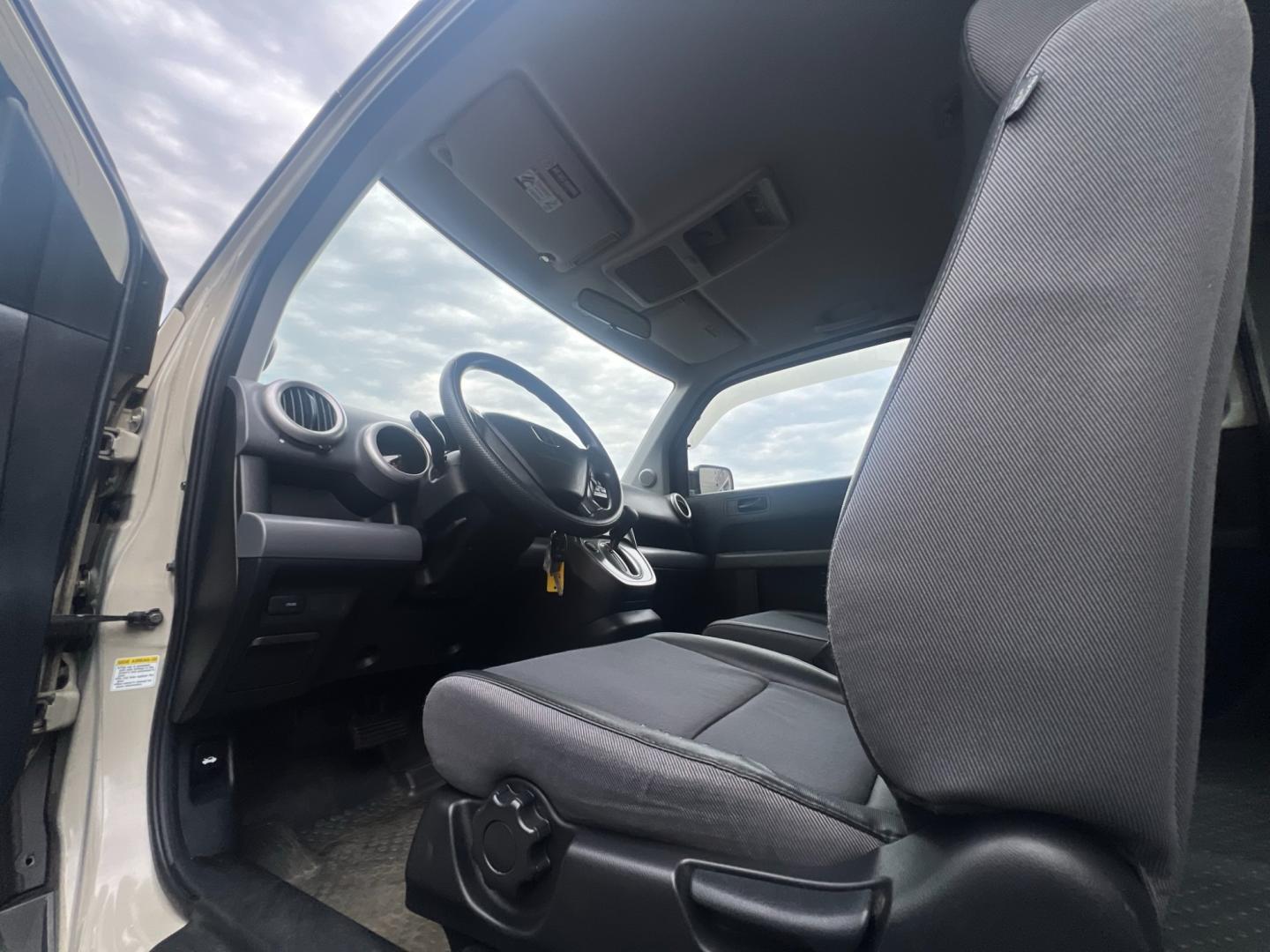 2005 Beige /Gray Honda Element EX 4WD 4-spd AT (5J6YH286X5L) with an 2.4L L4 DOHC 16V engine, 4 Speed Automatic Overdrive transmission, located at 1018 Brunswick Ave, Trenton, NJ, 08638, (609) 989-0900, 40.240086, -74.748085 - Wow, This Element is Super Clean and runs like new! An absolute must see and drive to appreciate this rare Honda!! - Photo#14
